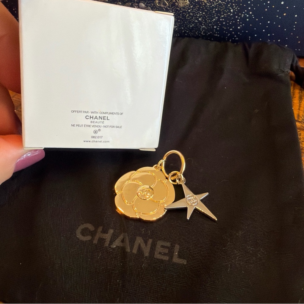 CHANEL Gold Camellia and Star Charm/ 2025 limited edition charms